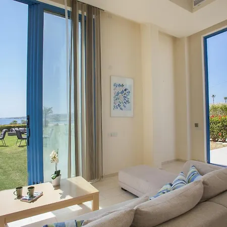 Seafront Infinte Aretousa Villa Protaras