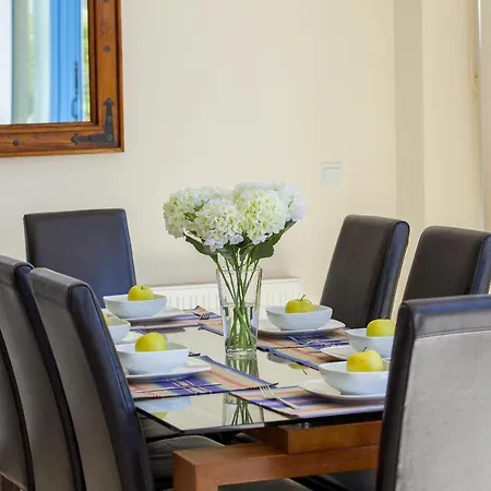 Seafront Infinte Aretousa * Protarász