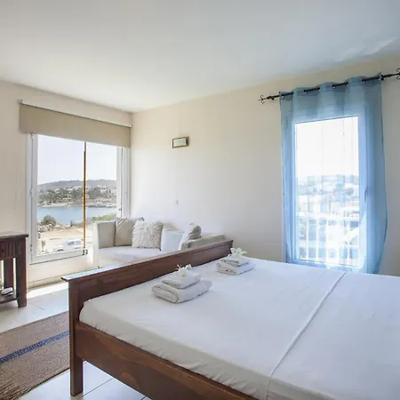 Seafront Infinte Aretousa Villa