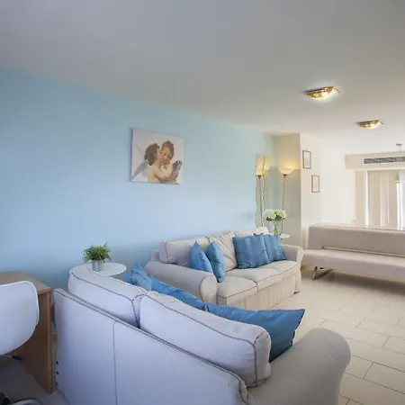 Seafront Infinte Aretousa Villa Protaras