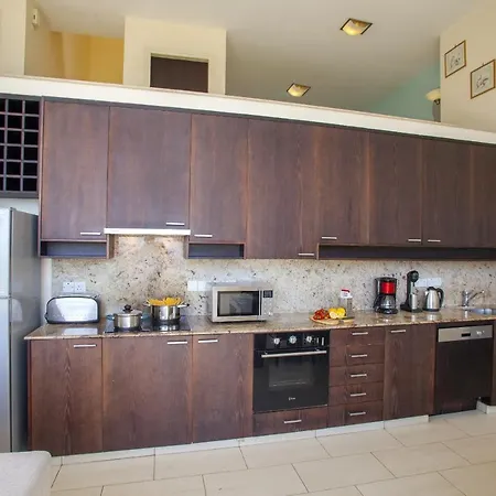 Seafront Infinte Aretousa * Protarász