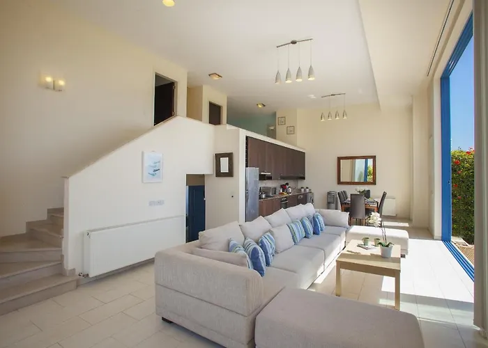 Seafront Infinte Aretousa Villa